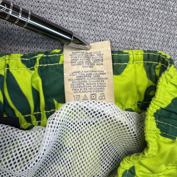 Canyon Creek Mens Sz Large Hawaiian Floral Swim Trunks Green Quick-Dry Pockets - Picture 12 of 12